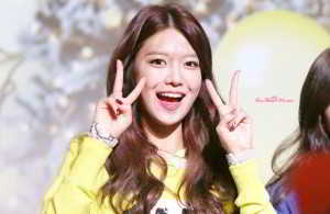 sooyoung-love-peace-18s