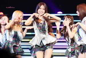 sooyoung-love-peace-7s