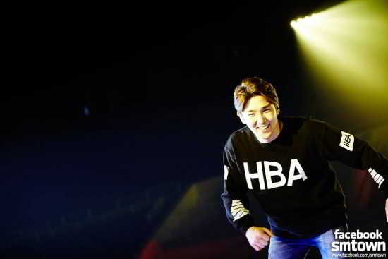 Super-Junior_1393075451_20140222_superjunior_concert5_11