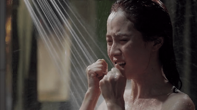 shower_scenes_Emergency_couple