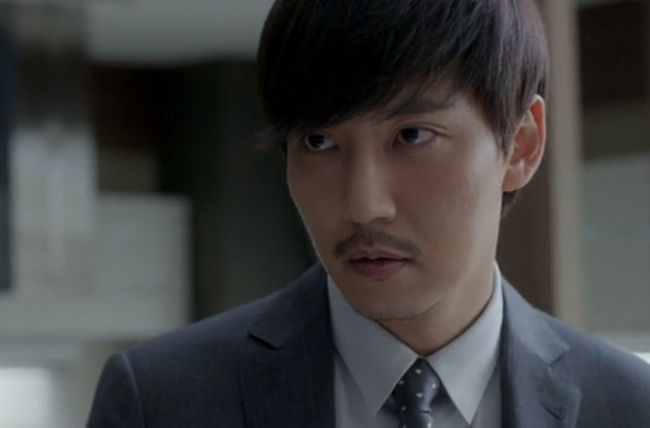 Shark_Kim_Nam_Gil_mustache
