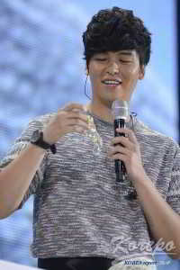 14694278206_12bceecc36_z