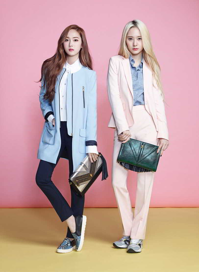 Jessica & Krystal  Lapalette 13 Suexo