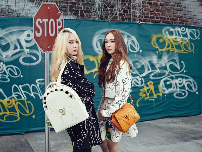 Jessica & Krystal  Lapalette 5 Suexo