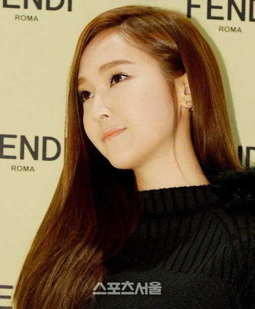 l_2014112501001563200099528