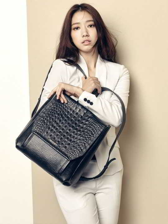 park-shin-hye_1416275047_201411180842531110_1