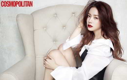 han-ji-min-cosmo-03