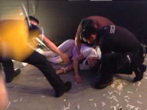 Seunghoon-Falling-Off-Stage-YG-Family-Concert-Singapore