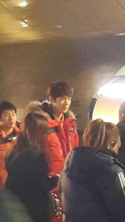 6b35912bjw1eqzu0m9cw8j20f00qot9m