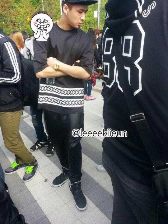 VIXX-Ravi_1431222128_af_org