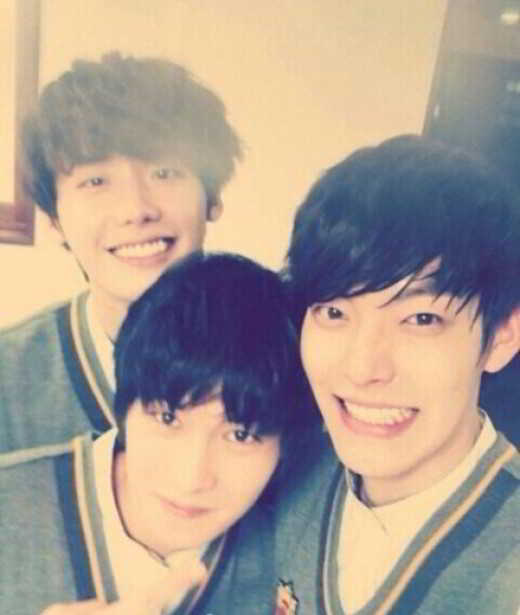 20130320_jonghyunkimwoobinleejongsuk_runningman_selca