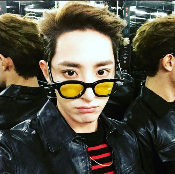 Lee Soo Hyuk, G-Dragon' un Gözlüğünü Takıyor! - KoreZin