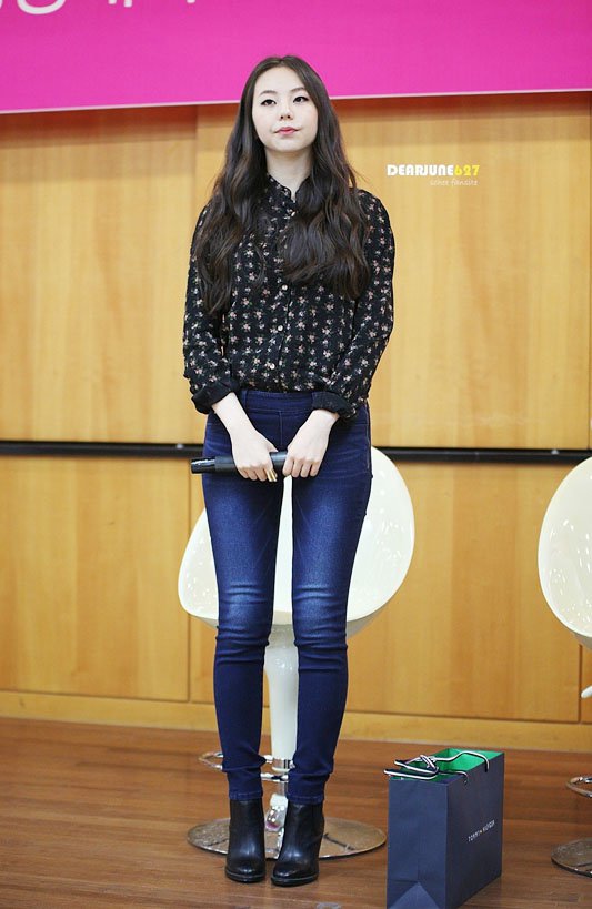 sohee blue jean modası 234324