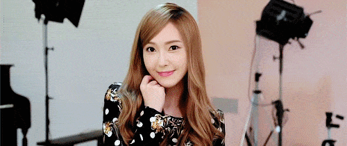 tumblr_mxzknej6aG1r6n0uqo1_500