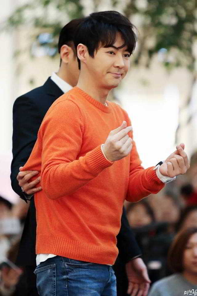 10334248_1128003263878091_6337297016798671885_n