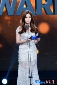 151208_골든글러브_시상식_걸스데이_유라_직찍_by_스피넬-3