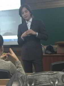 23034477173_6db0b29edb_z