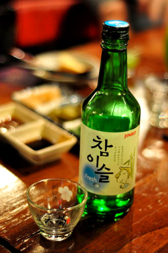 soju-alcohol-korea-photo-drink-cc