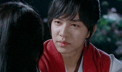 tumblr_nr76vtlPDO1tz0zdfo6_250