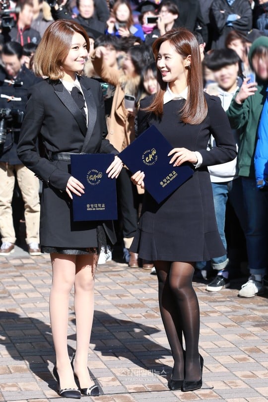 graduation-star-daily-news-Yuri-and-sooyoung2-540x810