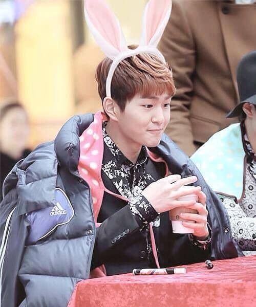 Onew_1459015552_onew