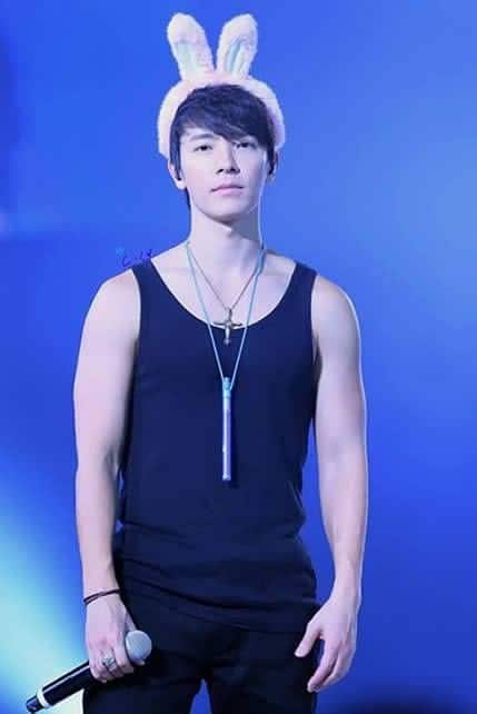 v_1459015884_donghae