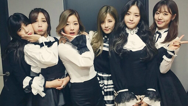 apink-music-core-121314-2nd-straight-win-with-luv