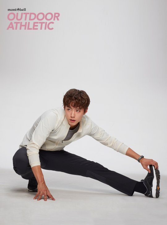 park-bo-gum_1460335846_20160410_parkbogum_montbell5