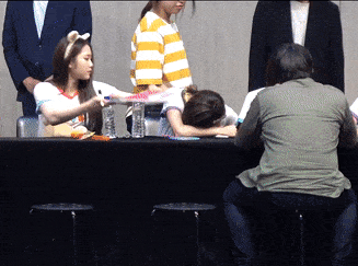 22222ezsgif.com-crop