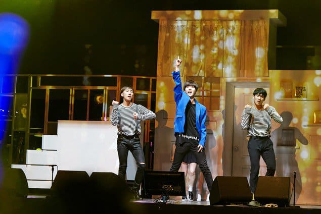 Yesung_1465188196_+¦+¦_THE_AGIT_¦°+¼_+t-°3