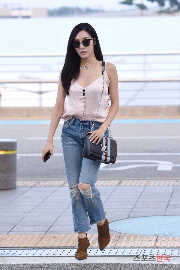 20160730191401_P_00_C_3_857