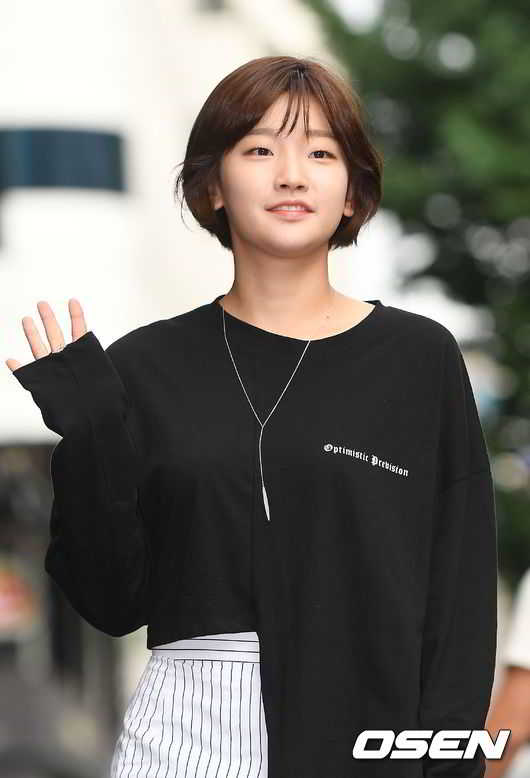 201608031921779316_57a1c66985f41