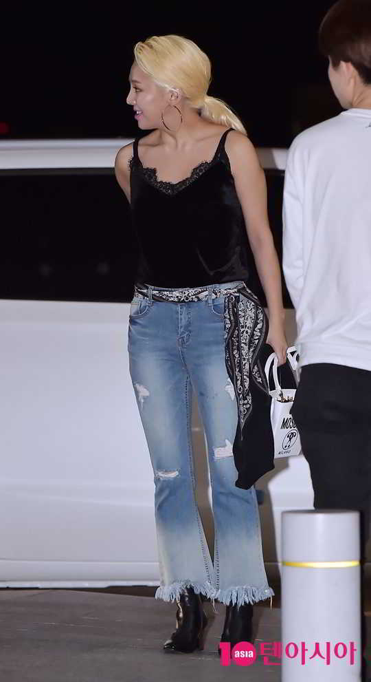 2016082822434514409-540x991 (1)