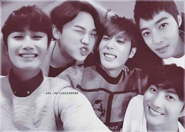 984098_627768117373748_8536942881454947577_n