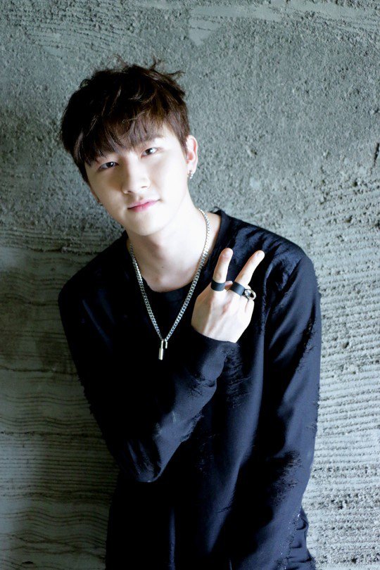 monsta-x_1471329031_122232883_11