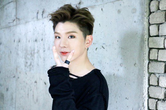 monsta-x_1471329032_122234321_13