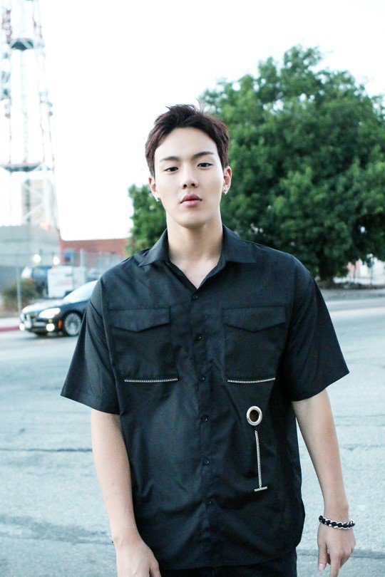 monsta-x_1471329164_122236157_16