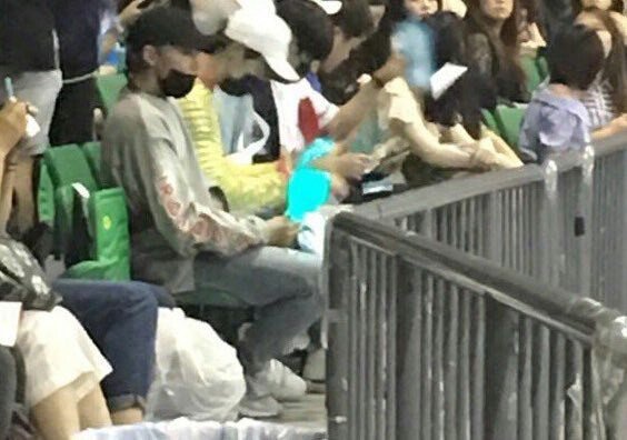 Seventeen_1472880058_2