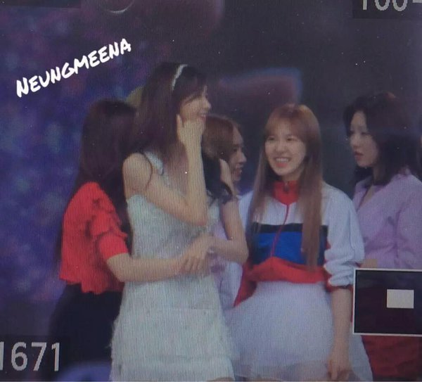 a3d07369435d940d3f6523c16a0f50eb