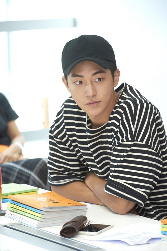 lee-sung-kyung_1476407083_n