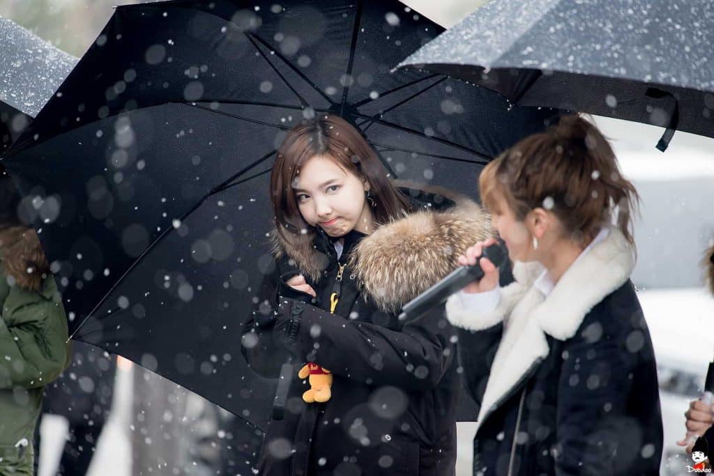 1-nayeon-2