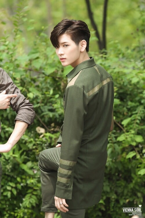 imagine__ren_from_nu_est_by_temarinr1-d8keid4