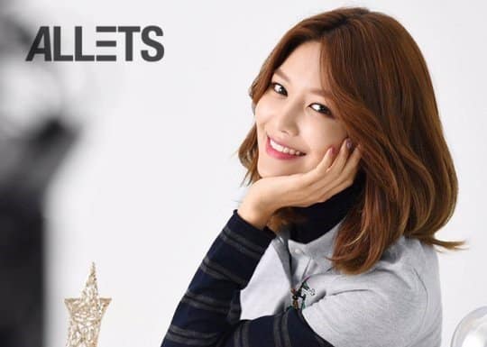 hyoyeon_1480554613_s1