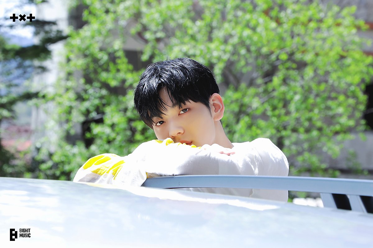 TXT, "0X1=LOVESONG (I Know I Love You)" Müzik Videsonun Kamera Arkası