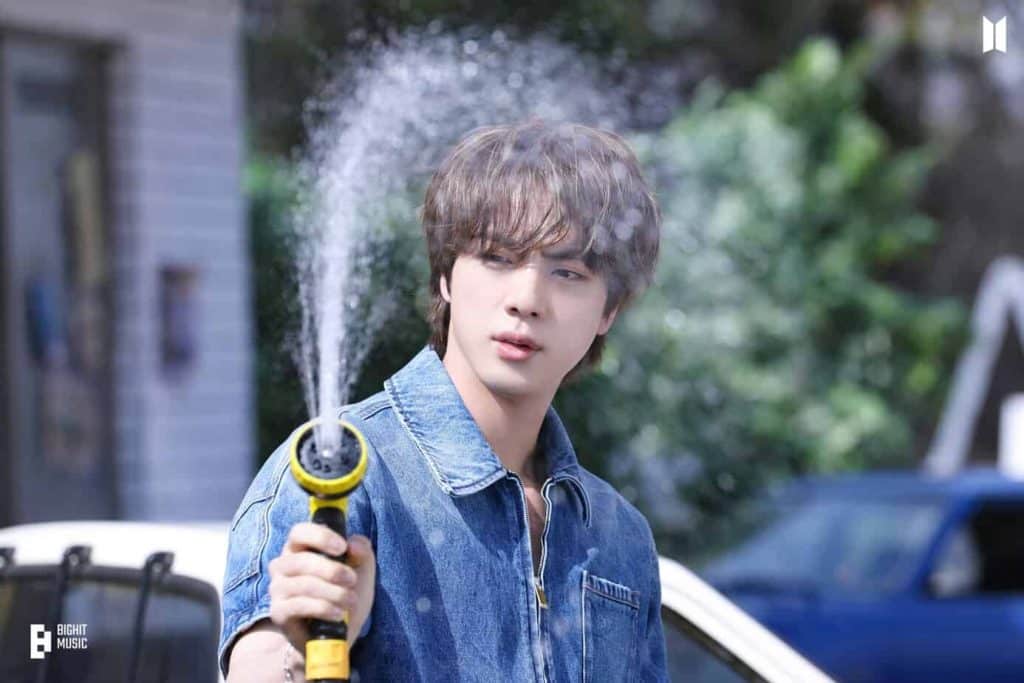 BTS, "Butter CD"sinin Konsept Çekimlerinin Kamera Arkası Fotoğraflarını