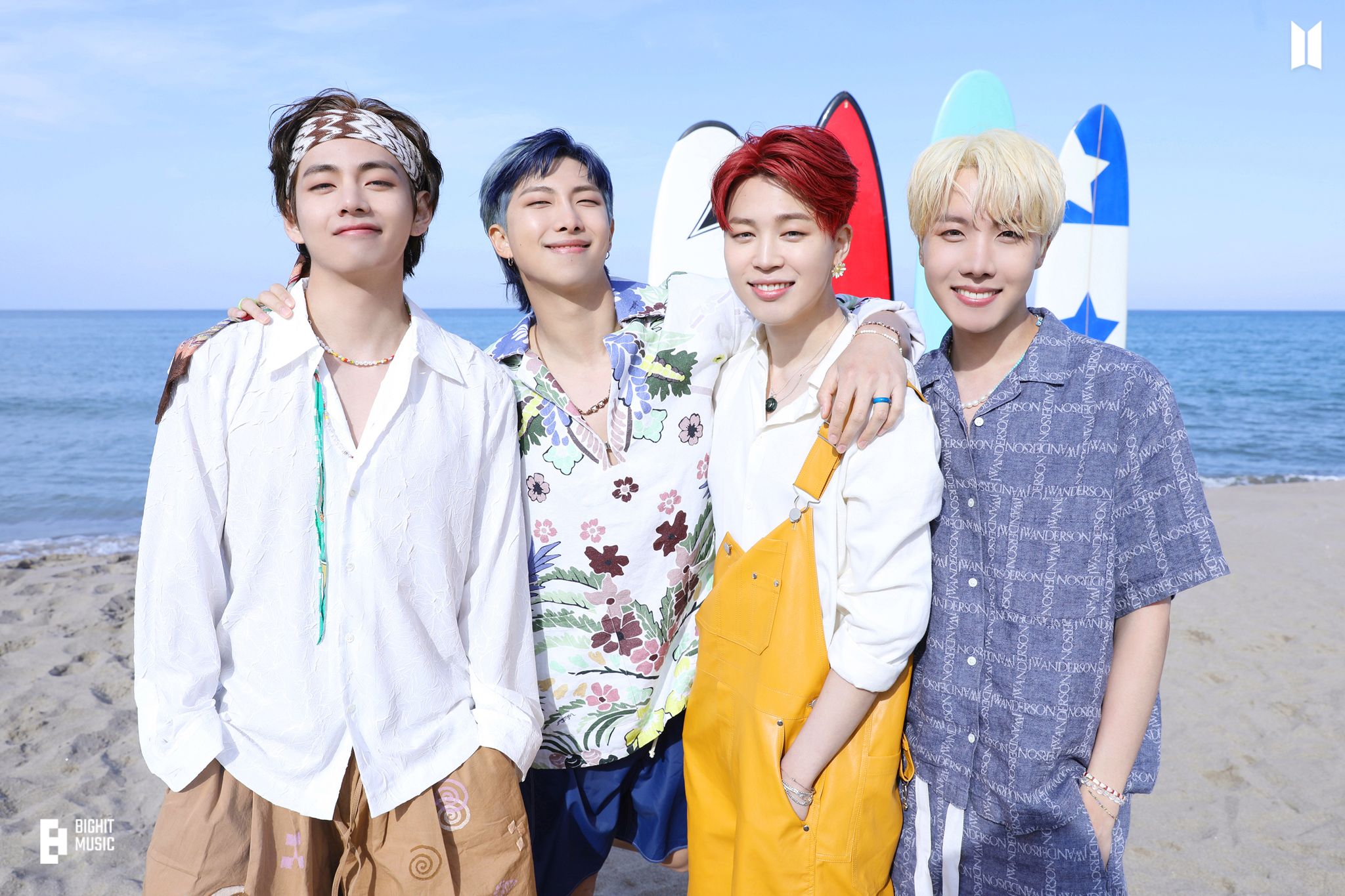BTS, "Butter CD"sinin Konsept Çekimlerinin Kamera Arkası Fotoğraflarını