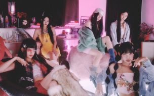 Камбэк надпись. Tomorrow tomorrow. Come back надпись красивая. Sorry we are closed. Looking back at tomorrow.